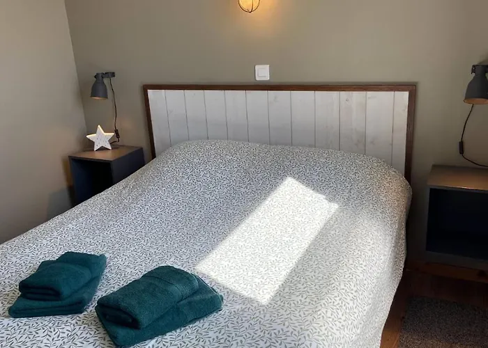 Les 4 As, Maison Au Coeur De Proche *